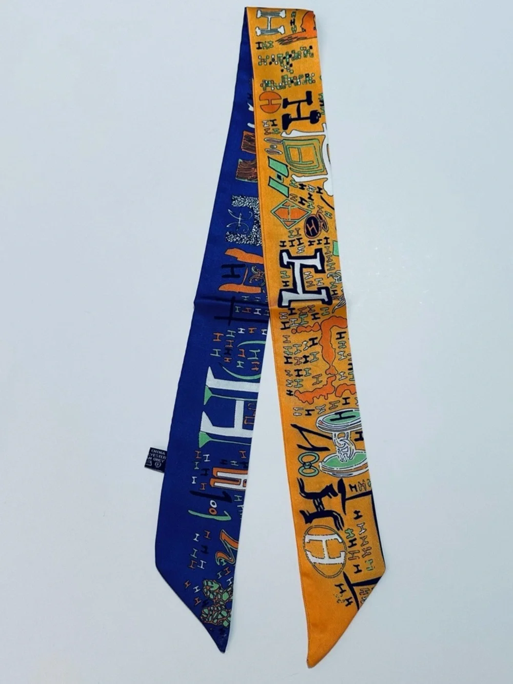 BLUE ORANGE ABSTRACT STORY PRINT SKINNY SCARF BAG HANDLE HAIR RIBBON NECK TIE